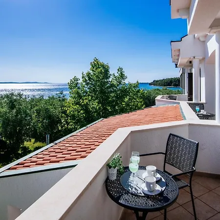 Sonik Villa *